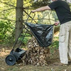 Agri-Fab 26 In. Push Lawn Sweeper 6 Agri-Fab 26 In. Push Lawn Sweeper -Snow Tools Shop 1000Wx1000H 961