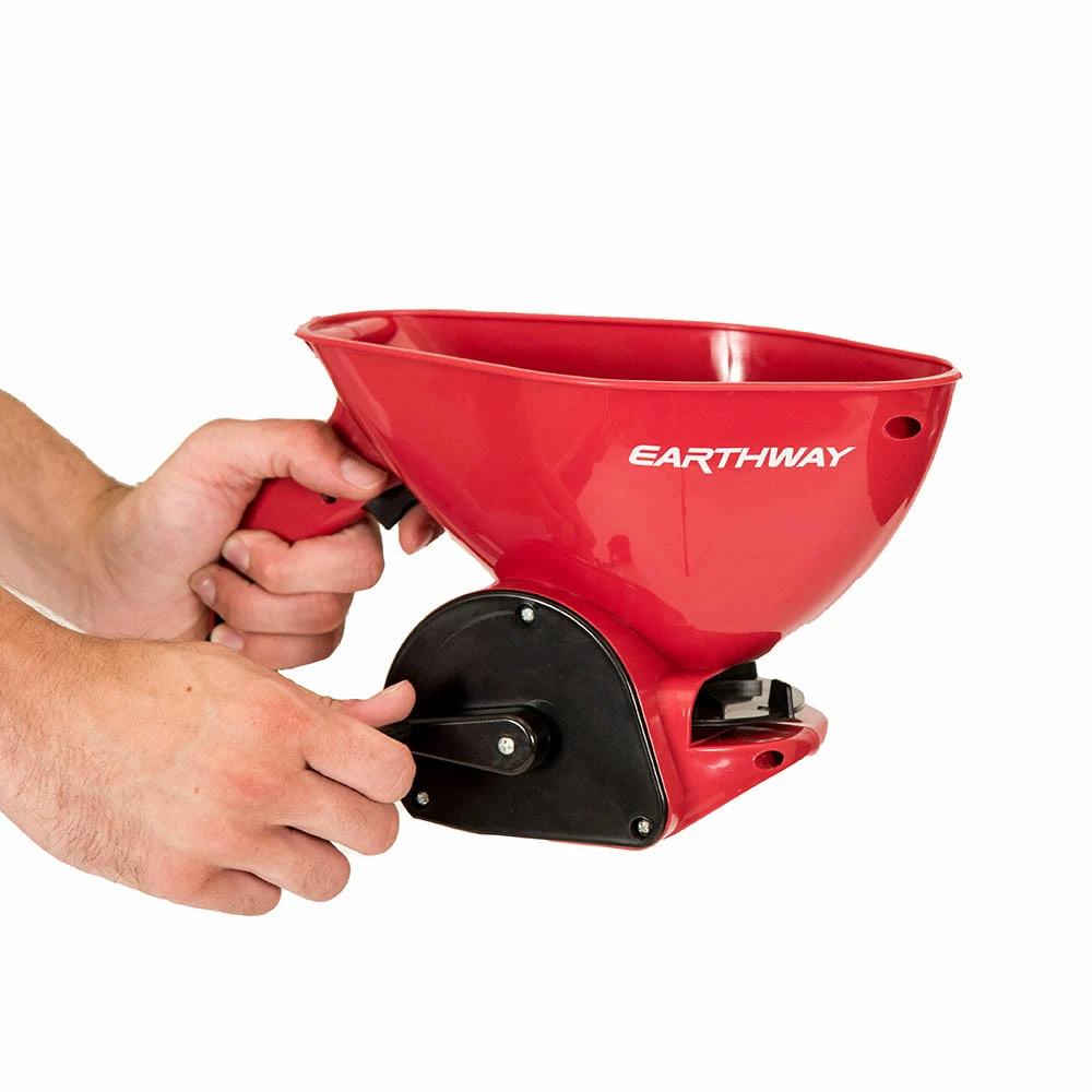 EarthWay 4LB Hand Spreader With Ergonomic Handle 2 EarthWay 4LB Hand Spreader With Ergonomic Handle - Image 2